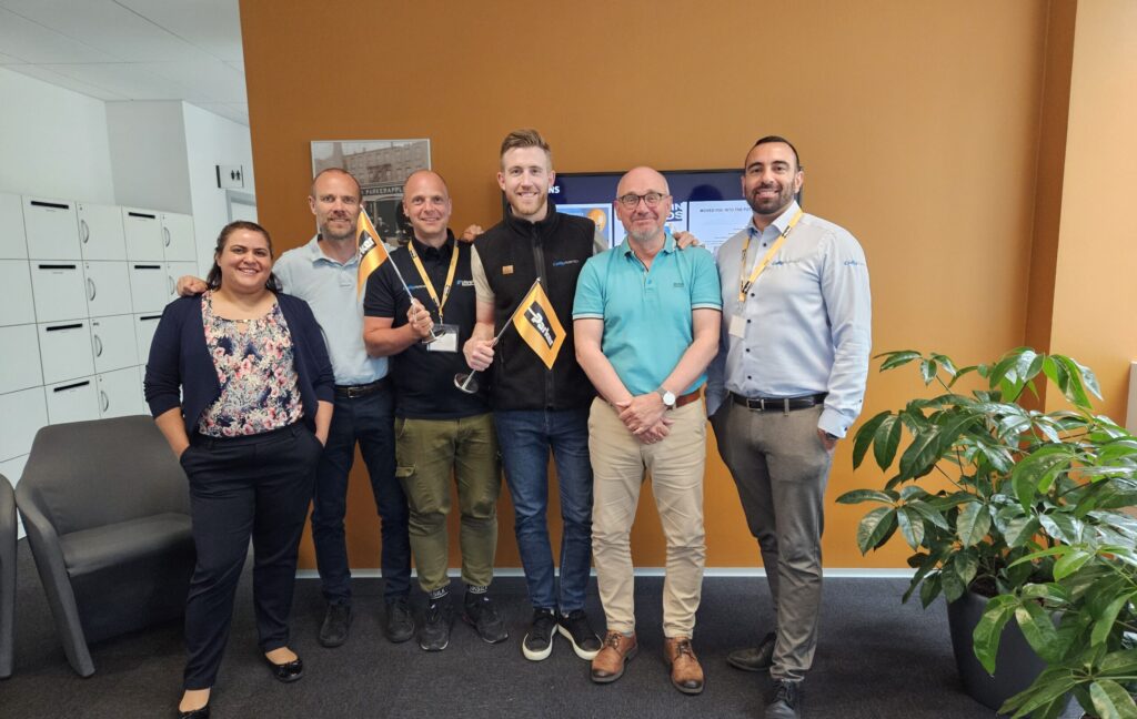 Et billede af teammedlemmer fra Colly Flowtech og Parker Hannifin